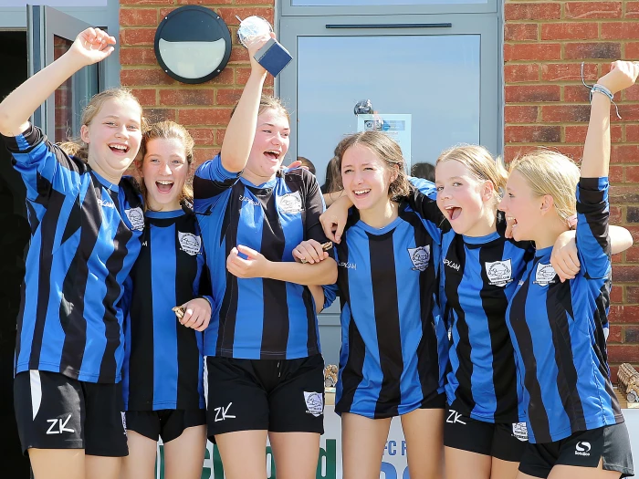 u15 girls footy