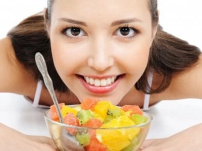 woman eating fruit 03
