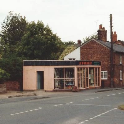 woodfin shop 1992 2scan20181120